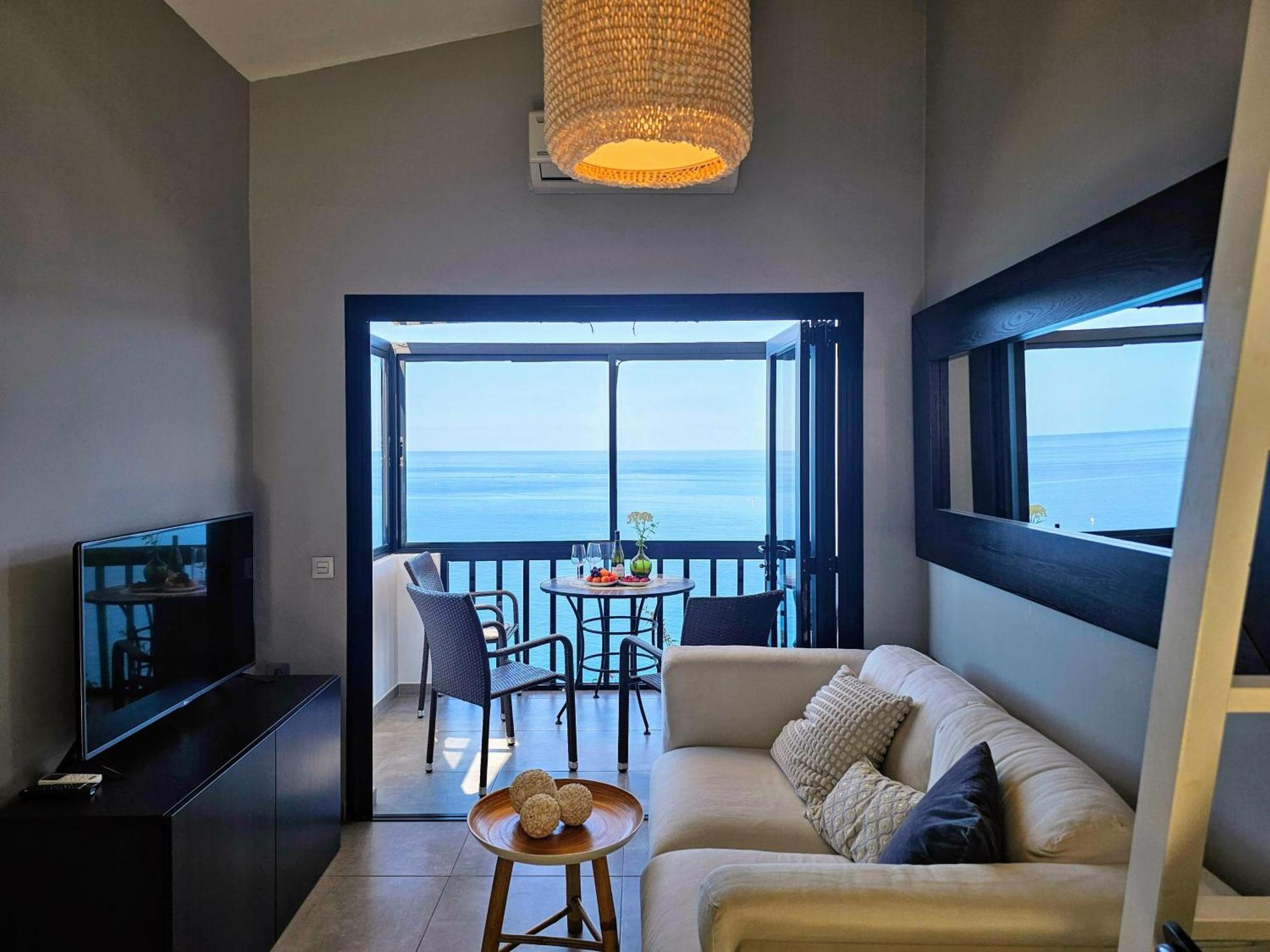 Very Romantic Seaview Apartment Patalavaca Mogan With Warm Pool エクステリア 写真